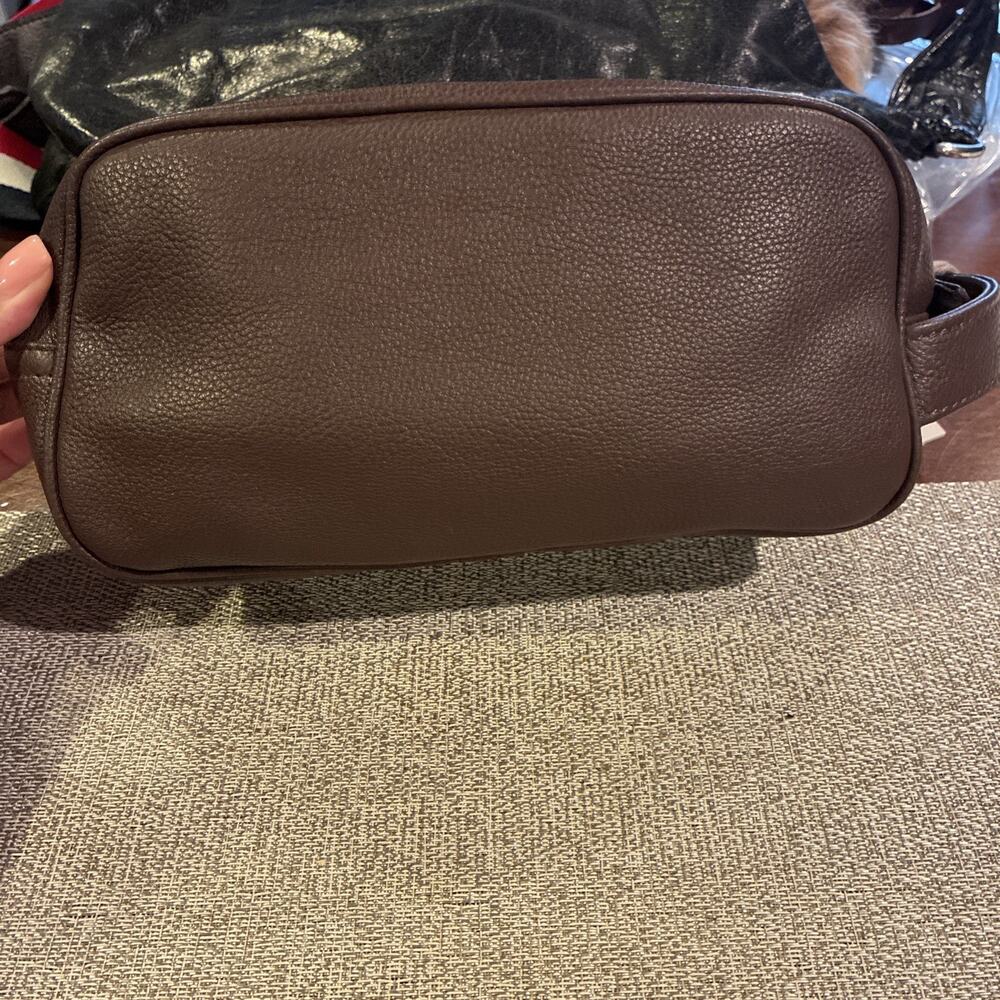 Eleventy  Platinum Collection Toiletry RARE Bag Brown Cow Hide Leather Handel